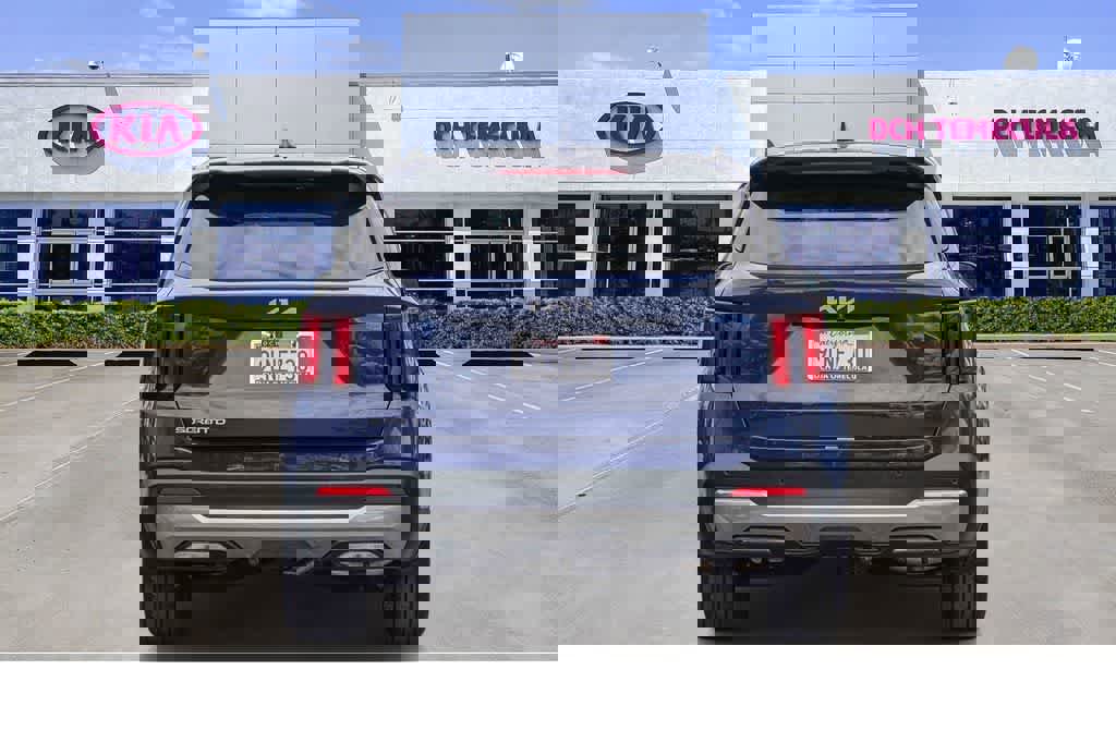 Certified 2024 Kia Sorento EX image 5