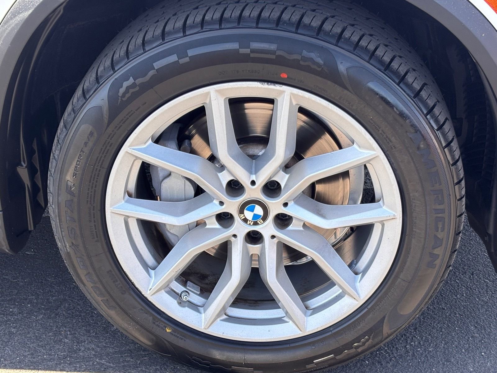 Used 2019 BMW X5 xDrive40i w/ Convenience Package AWD/4WD image 11