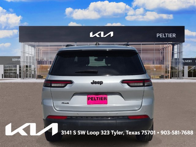 Used 2023 Jeep Grand Cherokee L Laredo AWD/4WD image 5