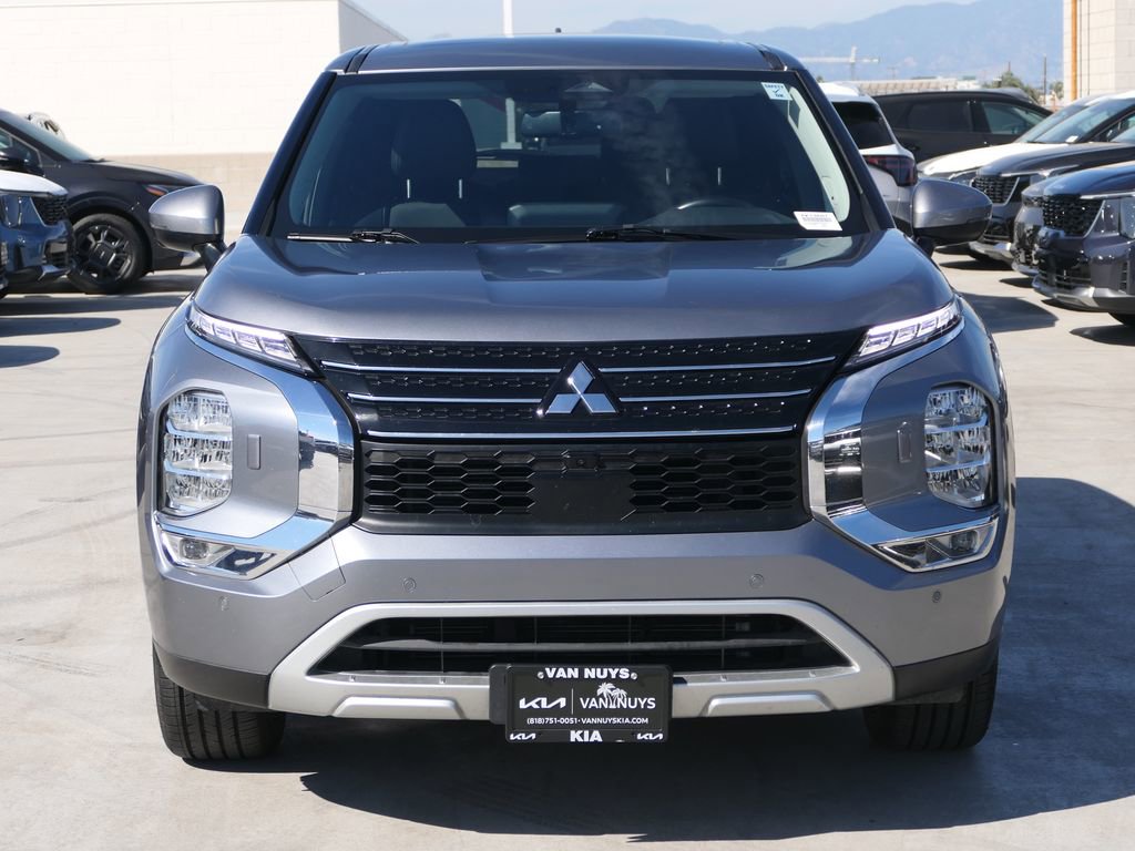 Used 2024 Mitsubishi Outlander SE AWD/4WD image 9