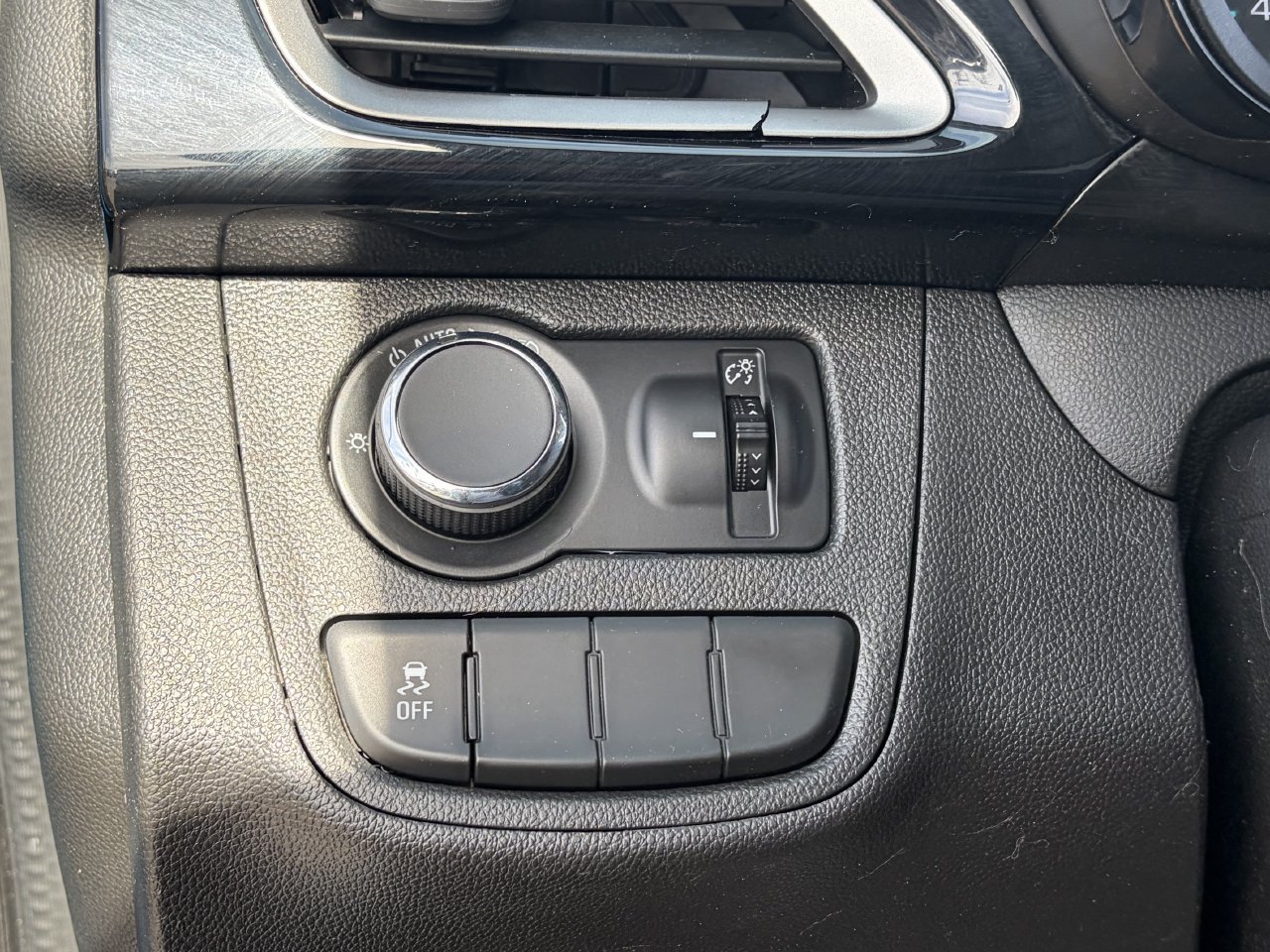 Used 2021 Chevrolet Spark LT FWD image 26