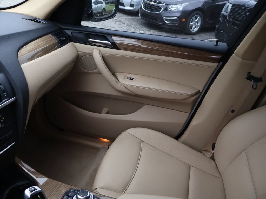 Used 2011 BMW X3 xDrive28i AWD/4WD image 22