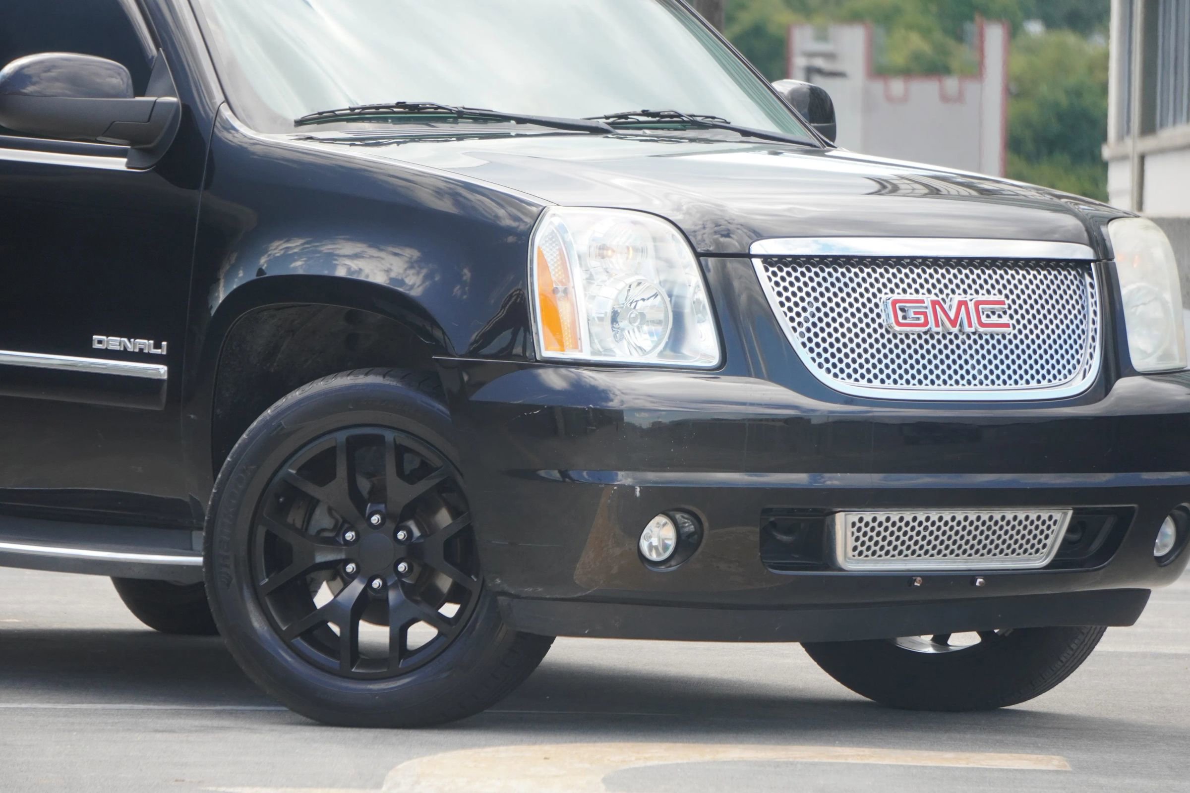 Used 2012 GMC Yukon Denali image 19