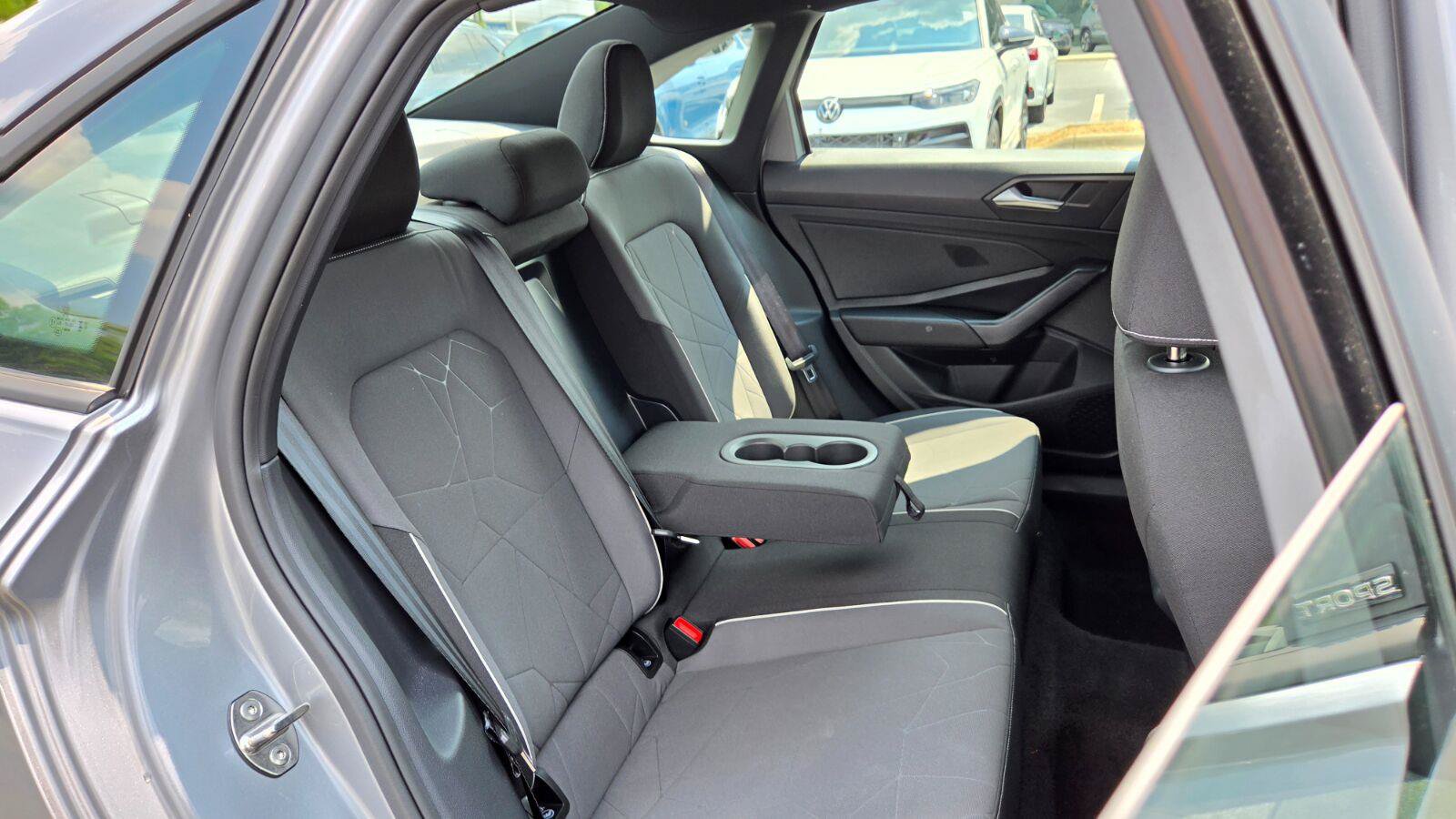 Certified 2025 Volkswagen Jetta Sport FWD image 52