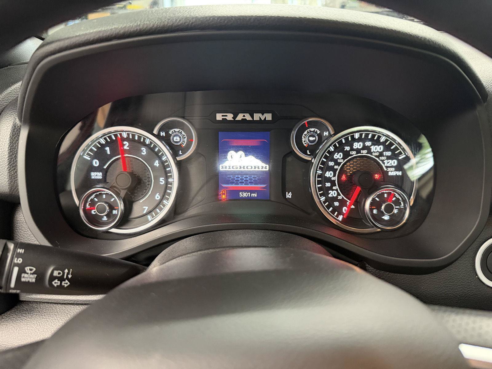 Used 2025 RAM 1500 Big Horn AWD/4WD image 15