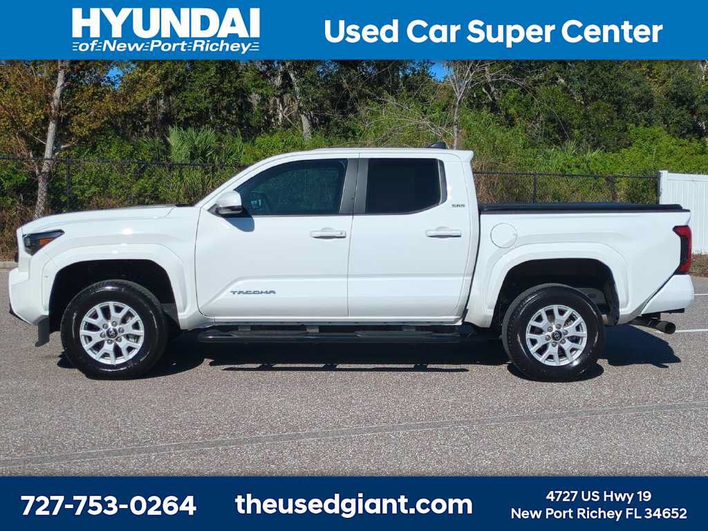 Used 2024 Toyota Tacoma SR5 w/ SR5 Upgrade Package RWD image 2