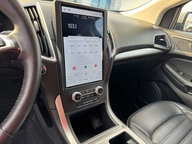 Used 2024 Ford Edge SEL image 9