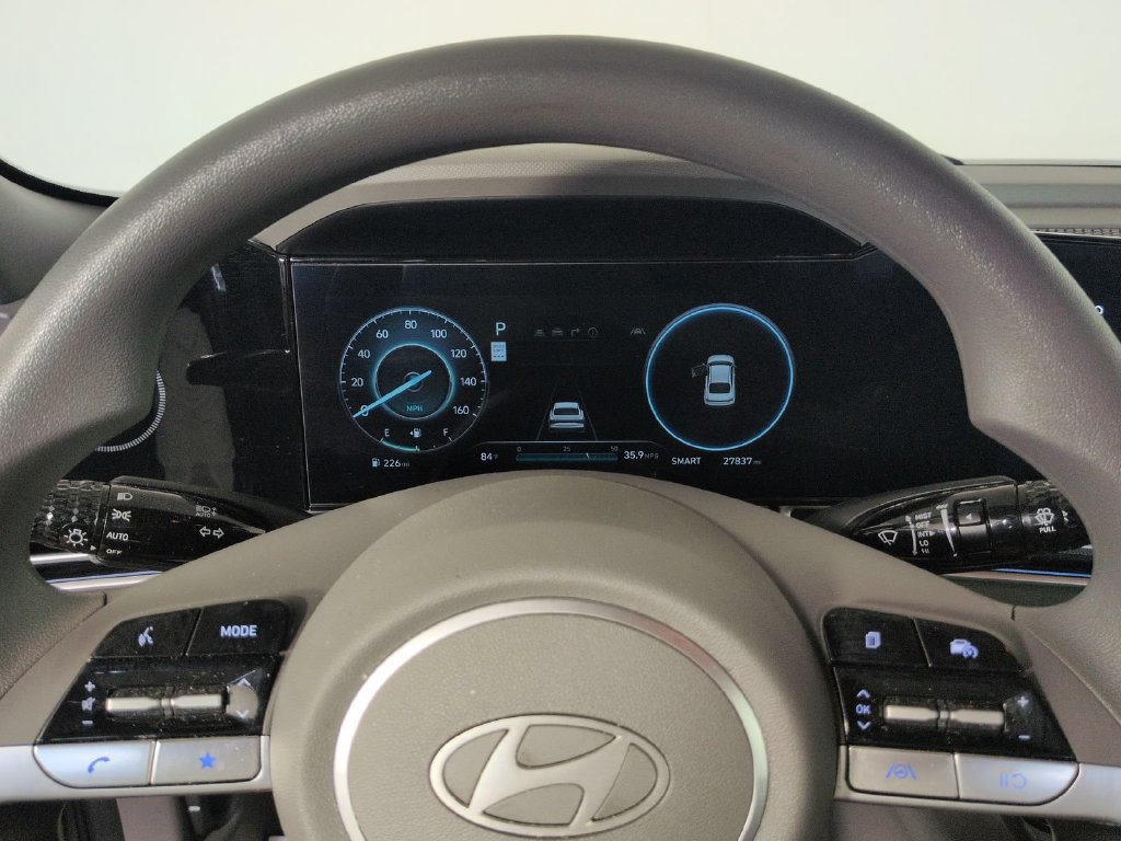 Used 2024 Hyundai Elantra SEL FWD image 42
