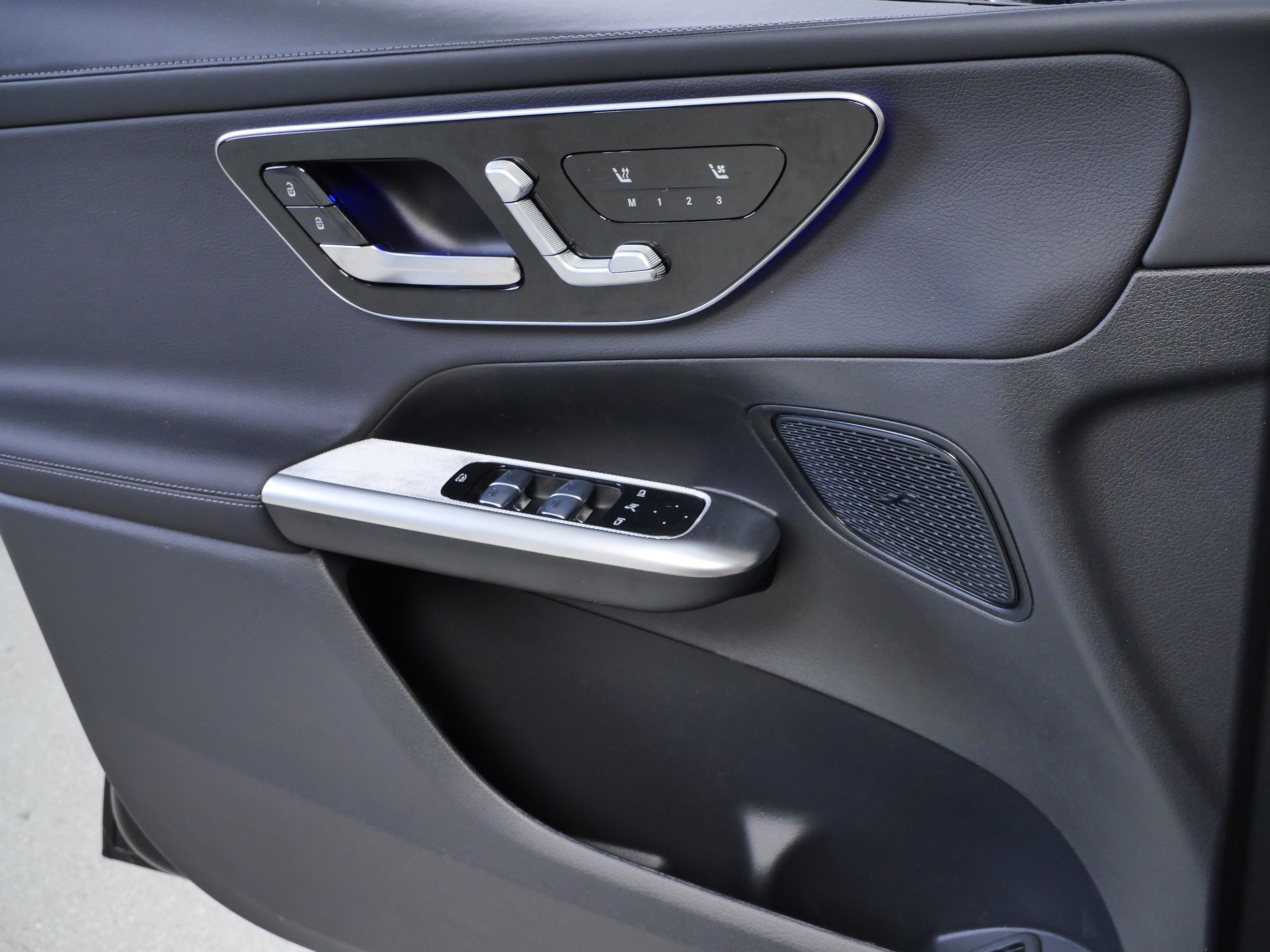 New 2026 Mercedes-Benz GLC 300 4MATIC image 12