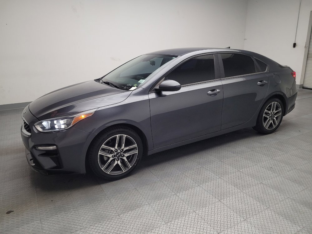 Used 2019 Kia Forte S image 2