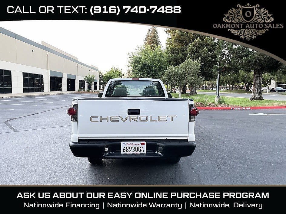 Used 2001 Chevrolet S10 Pickup 2WD Regular Cab w/ Comfort Convenience Pkg image 6