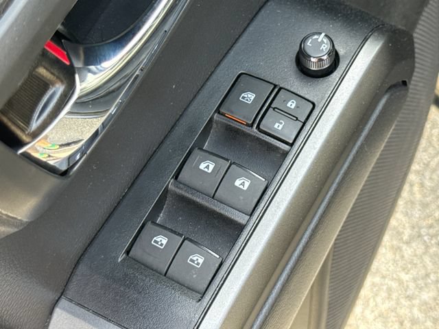 Used 2023 Toyota Tacoma TRD Off-Road w/ Technology Package AWD/4WD image 20