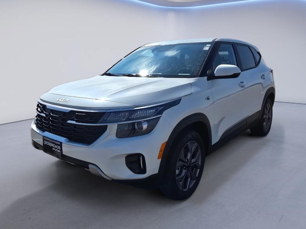 Used 2026 Kia Seltos LX AWD/4WD image 1