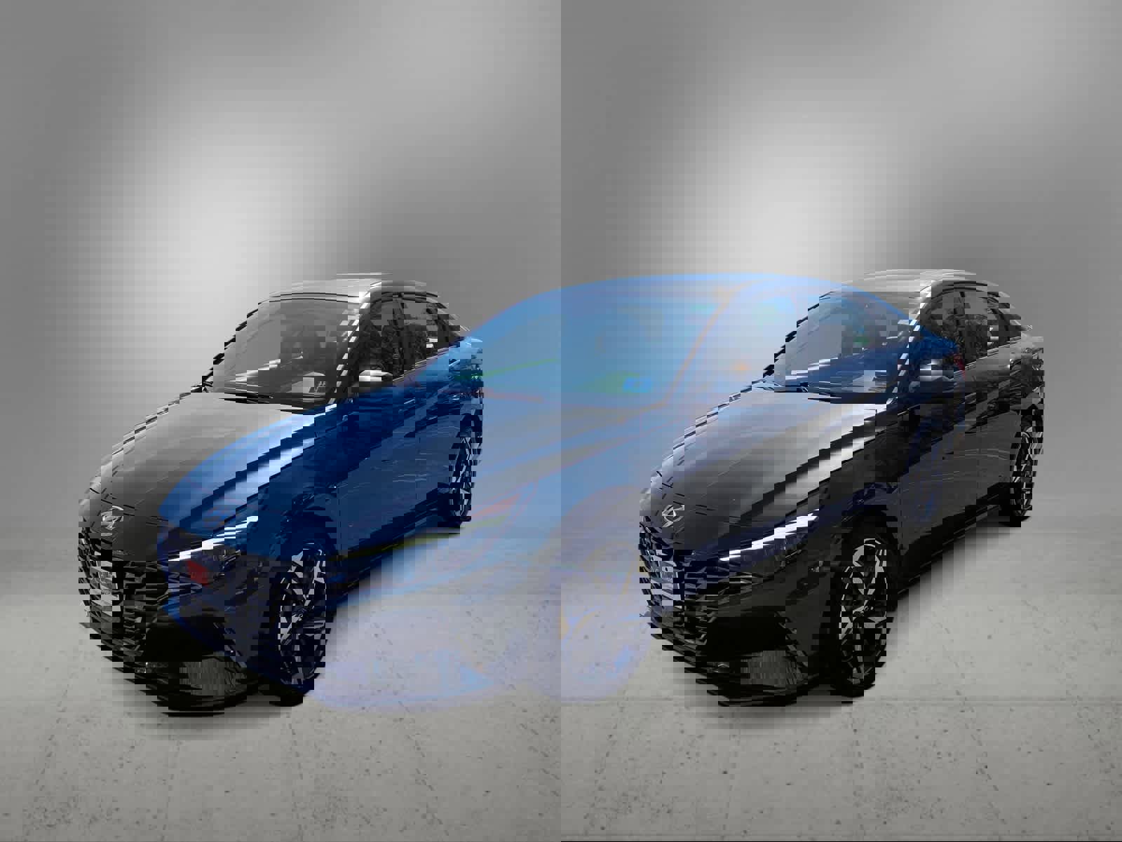 Used 2021 Hyundai Elantra Limited image 4