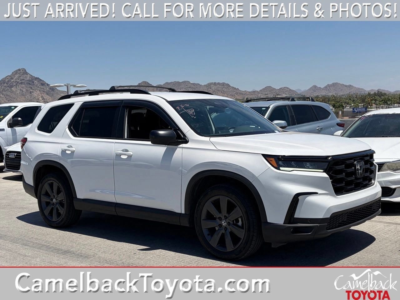 Used 2025 Honda Pilot Sport image 1
