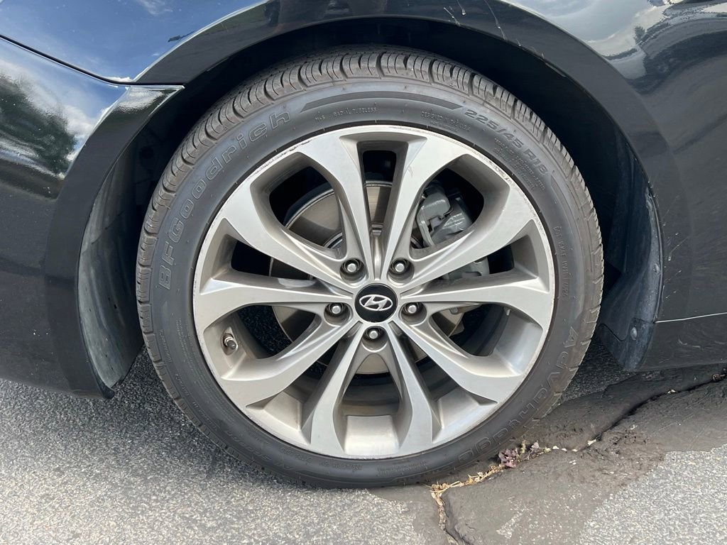 Used 2013 Hyundai Sonata Limited FWD image 16