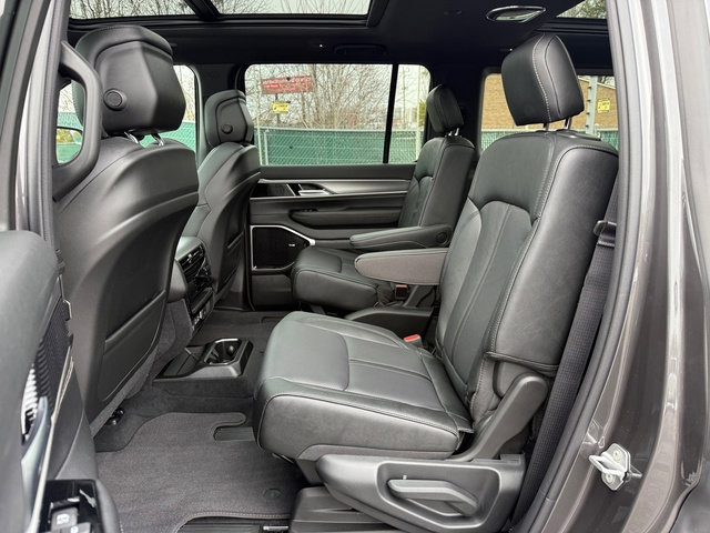 New 2026 Jeep Grand Wagoneer Limited image 19