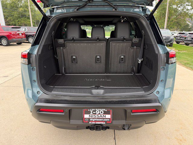 New 2026 Nissan Pathfinder Rock Creek AWD/4WD image 44
