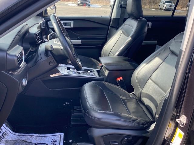 Used 2021 Ford Explorer Limited AWD/4WD image 16