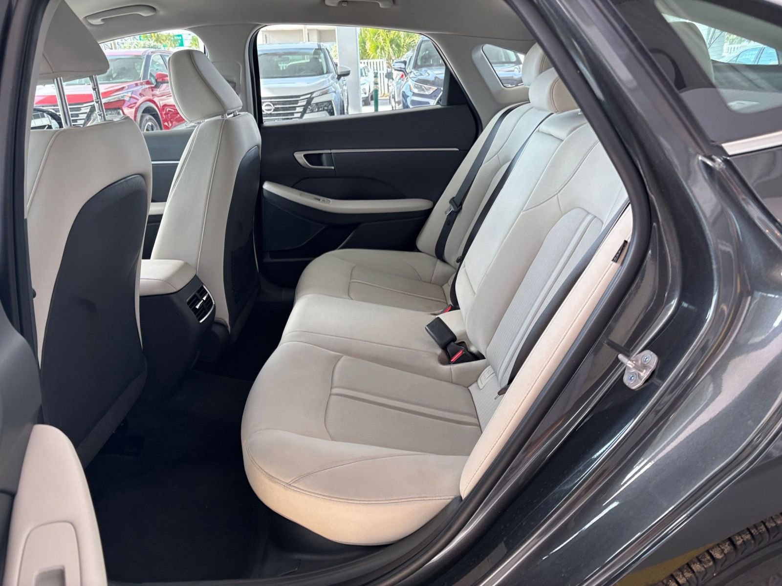 Used 2025 Hyundai Sonata SEL FWD image 27