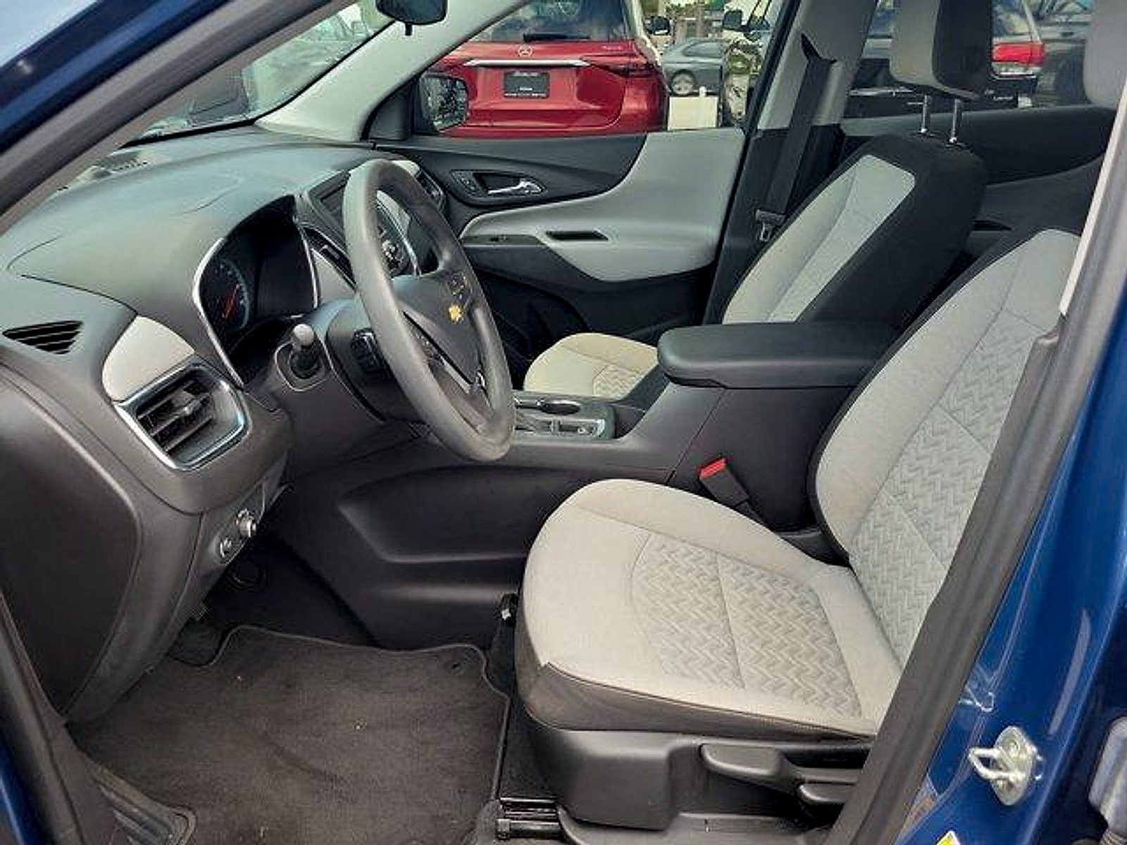Used 2024 Chevrolet Equinox LS FWD image 23