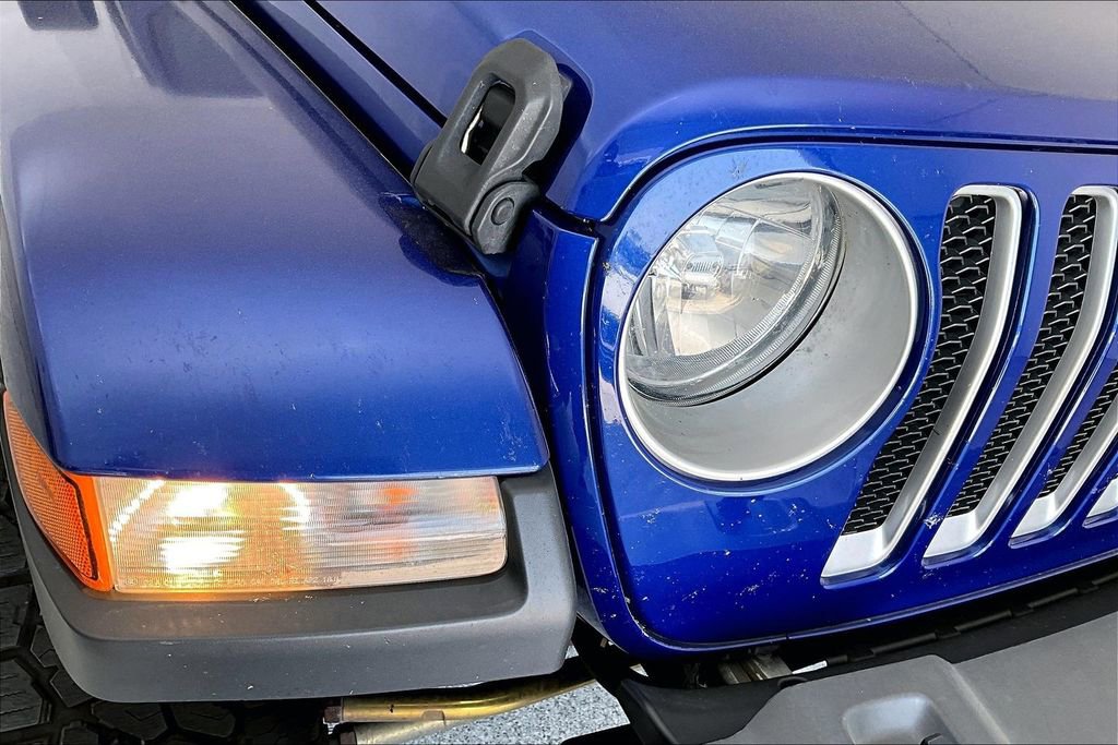 Used 2018 Jeep Wrangler Unlimited Sahara image 35