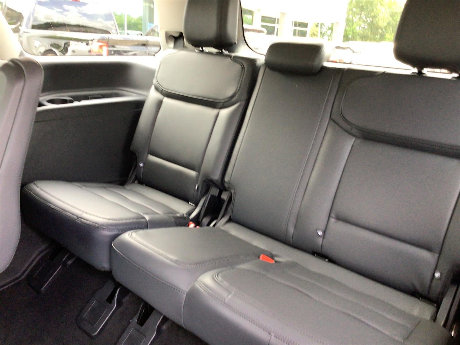 New 2026 Ford Expedition Active RWD image 16