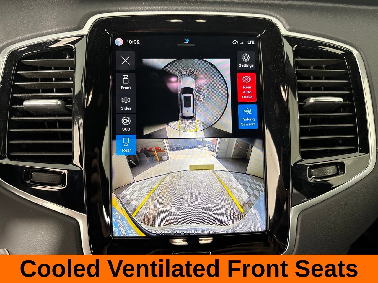 Used 2024 Volvo XC90 B6 Ultimate w/ Protection Package Premier AWD/4WD image 14