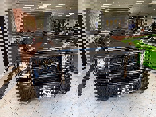 Used 2017 Mercedes-Benz G 63 AMG 4MATIC image 3