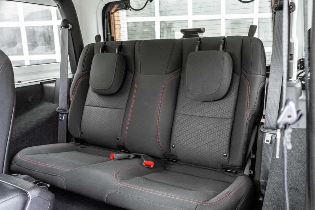 Used 2021 Jeep Wrangler Rubicon w/ Uconnect 4C Nav & Sound Group AWD/4WD image 26