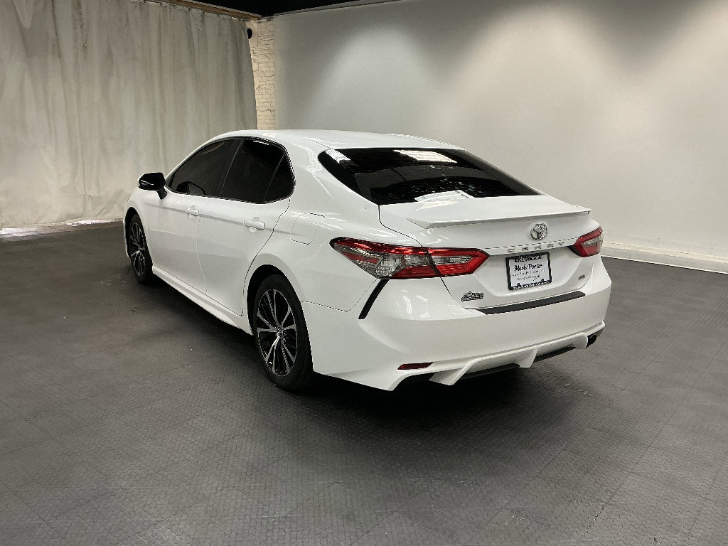 Used 2018 Toyota Camry SE w/ Protection Package (Q1) FWD image 4
