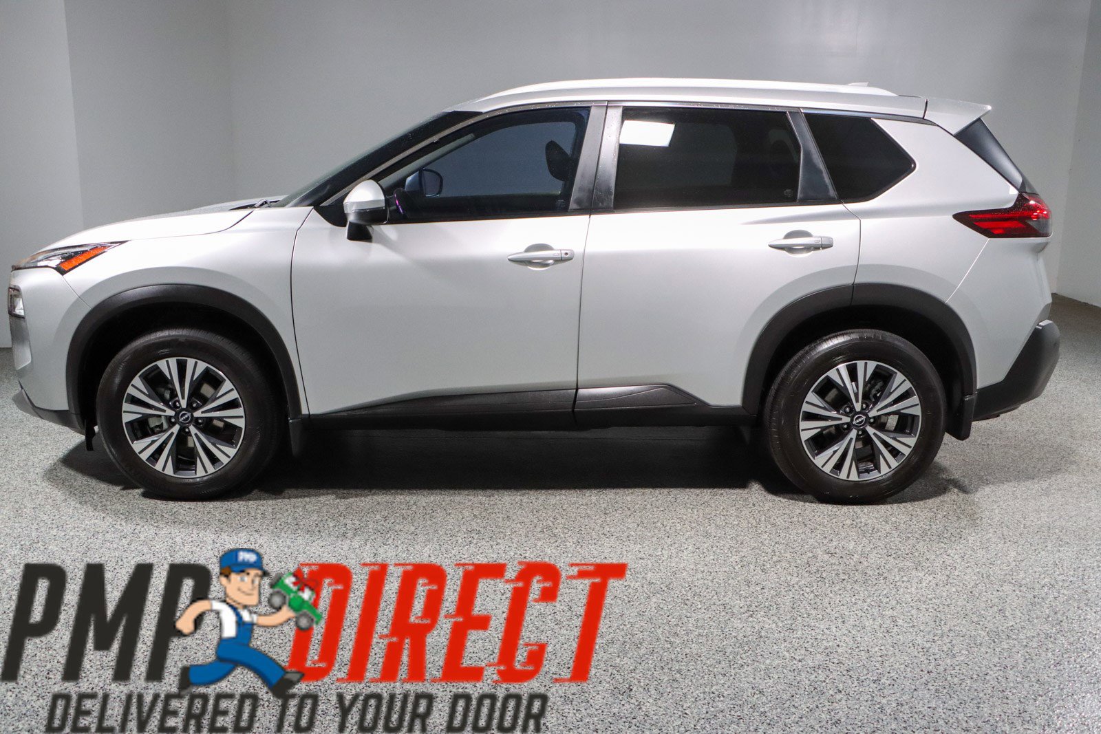 Used 2022 Nissan Rogue SV w/ SV Premium Package FWD image 10