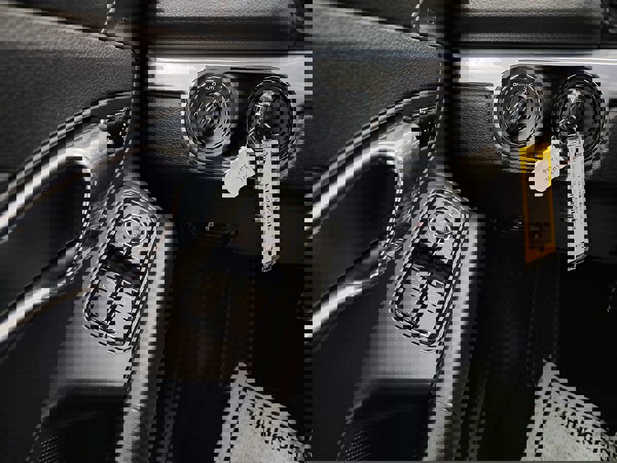 Used 2013 Porsche Boxster S image 19