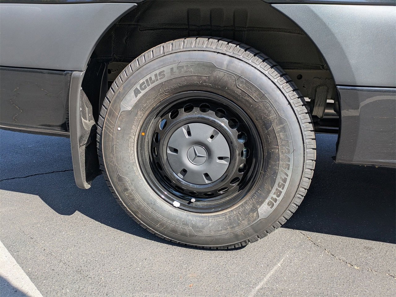 New 2025 Mercedes-Benz Sprinter 2500 image 13