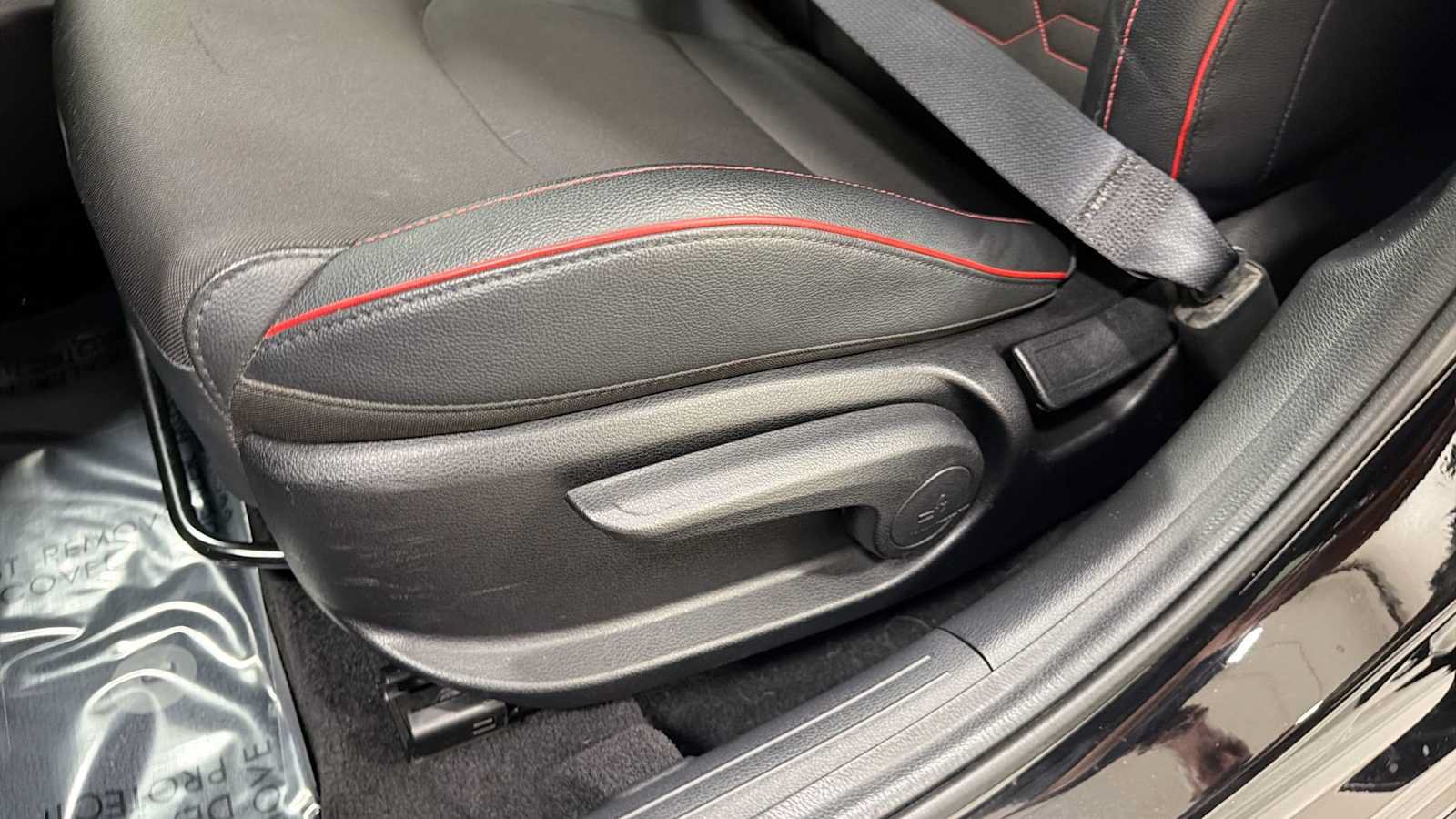 Used 2020 Kia Forte GT FWD image 14