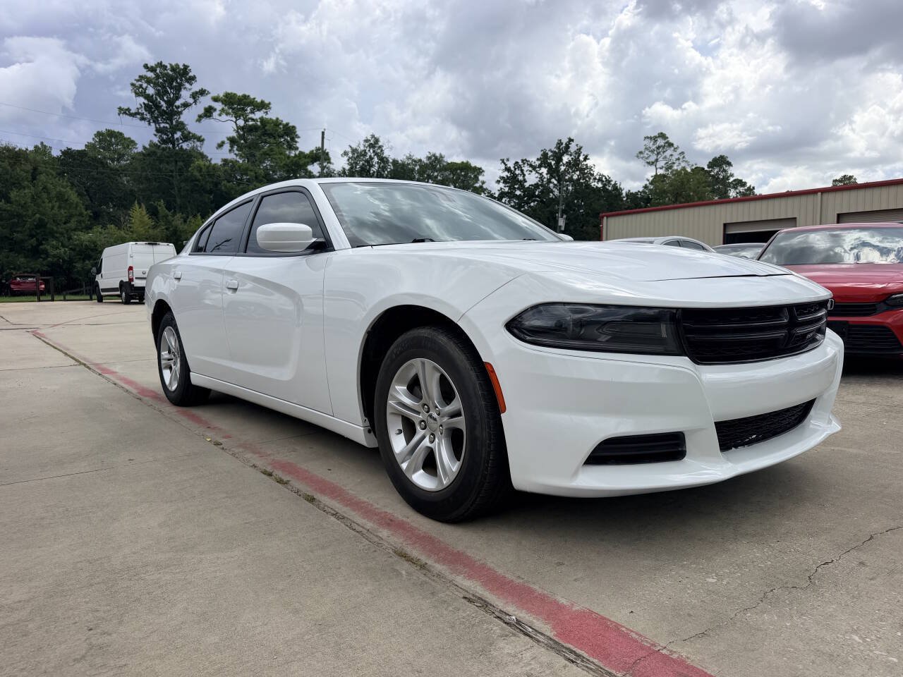 Used 2022 Dodge Charger SXT RWD image 4