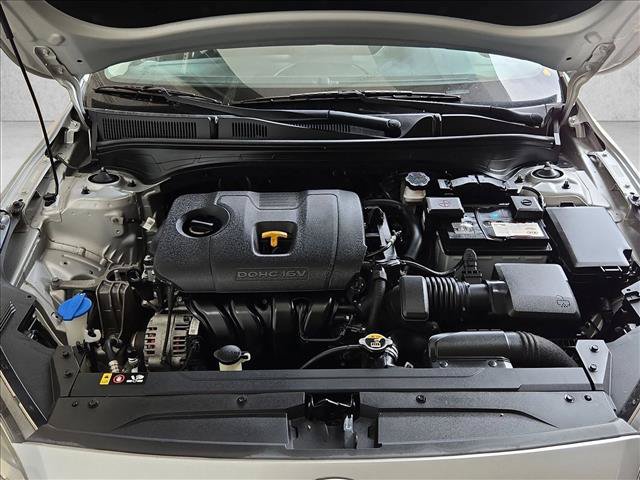 Used 2019 Kia Forte LXS FWD image 18