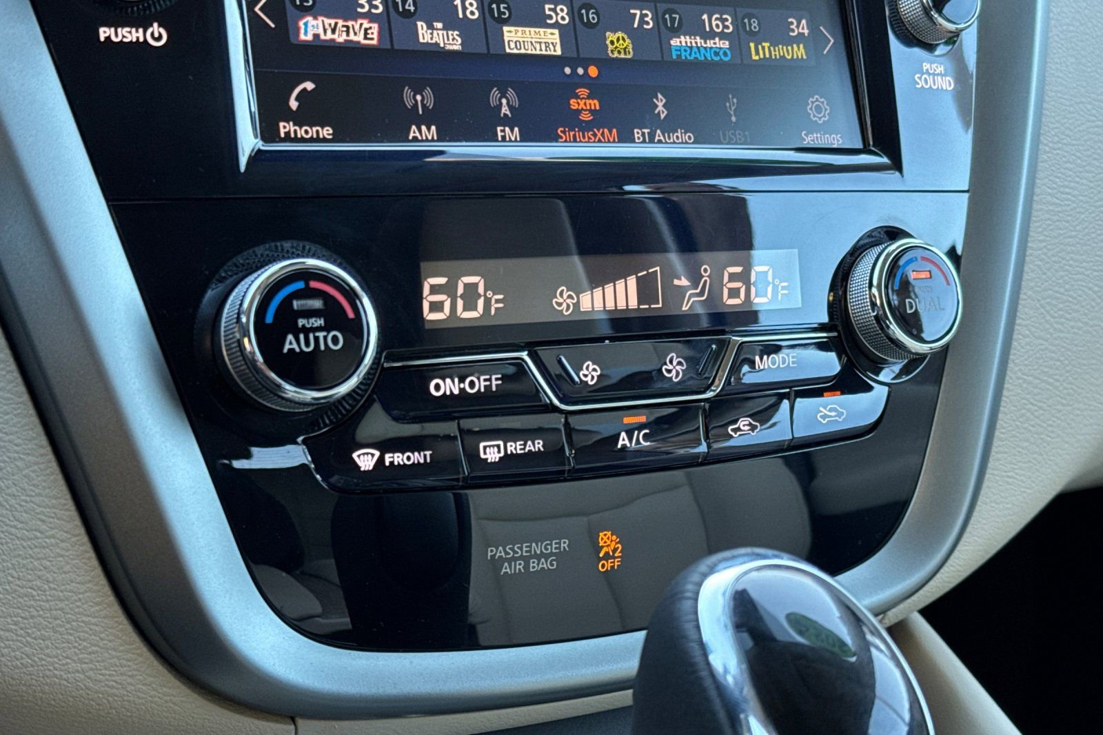 Used 2024 Nissan Murano SL image 21