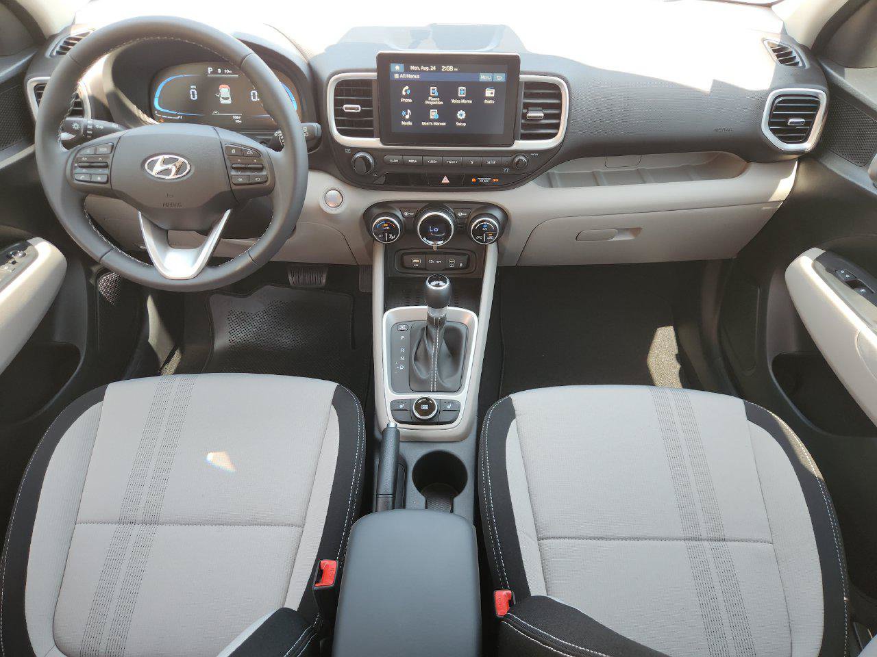 New 2026 Hyundai Venue SEL FWD image 25