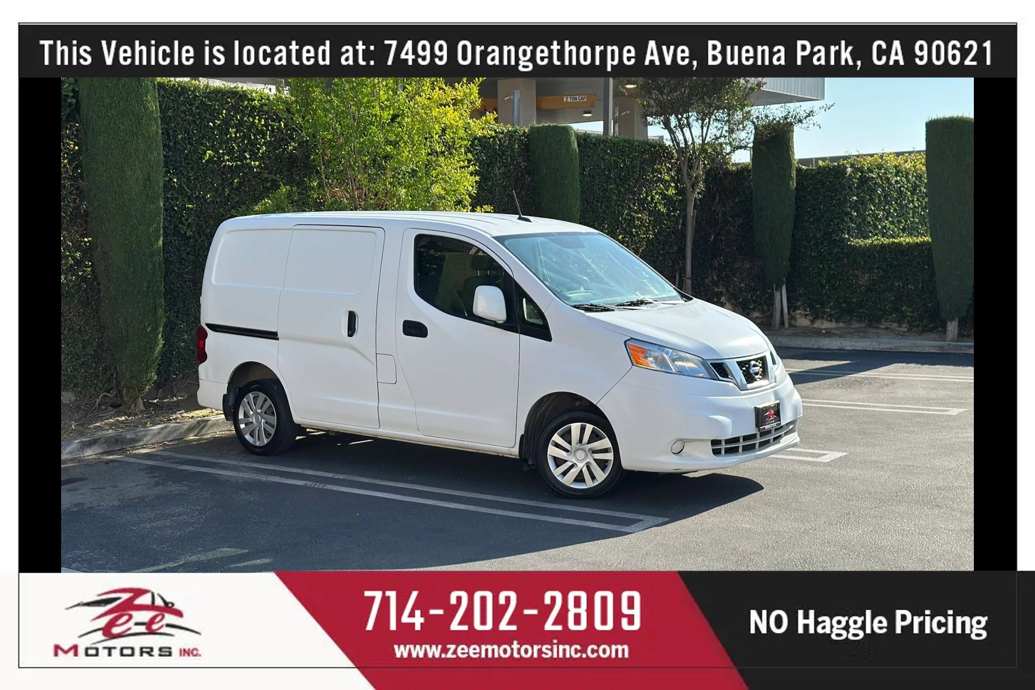 Used 2017 Nissan NV200 SV w/ Technology Package FWD image 2