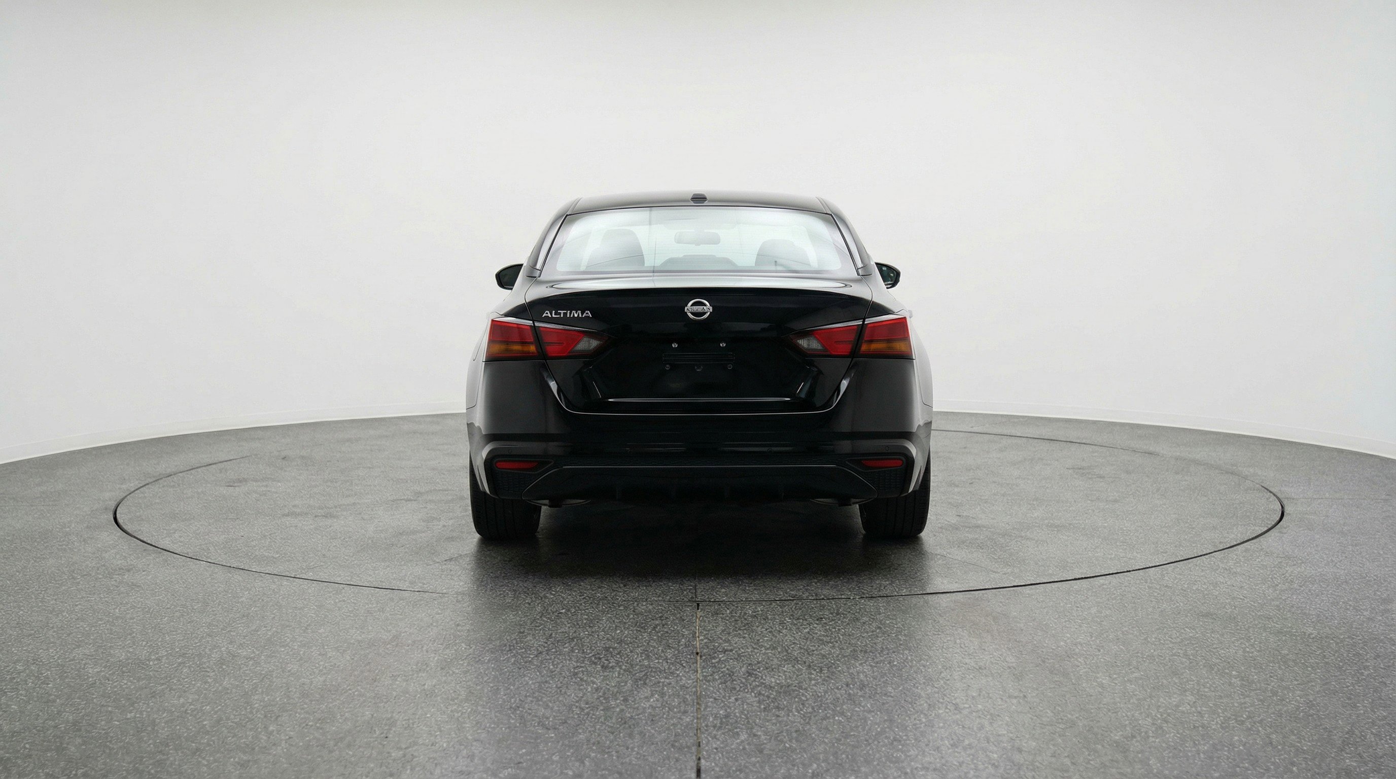 Used 2025 Nissan Altima 2.5 SV image 7