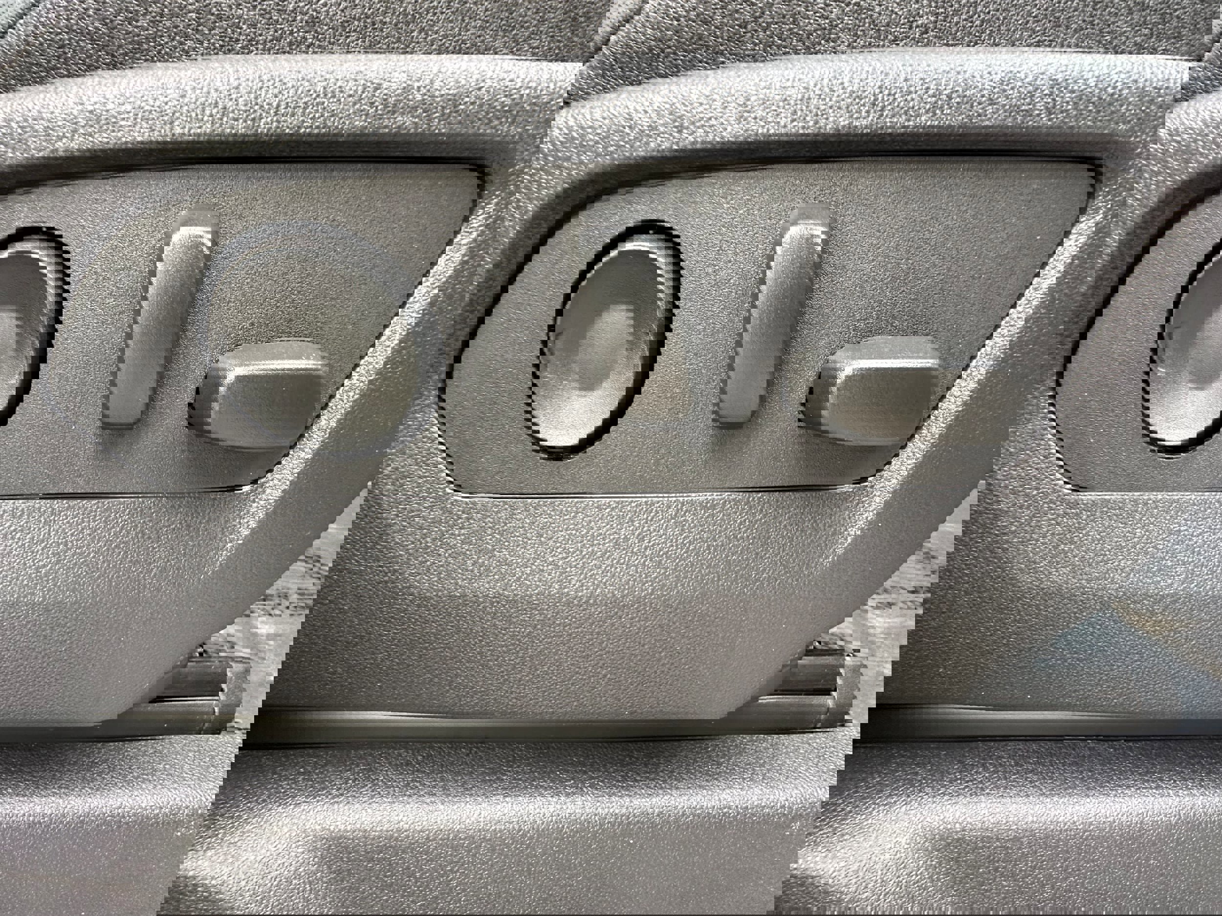 Used 2025 GMC Sierra 1500 SLT image 21