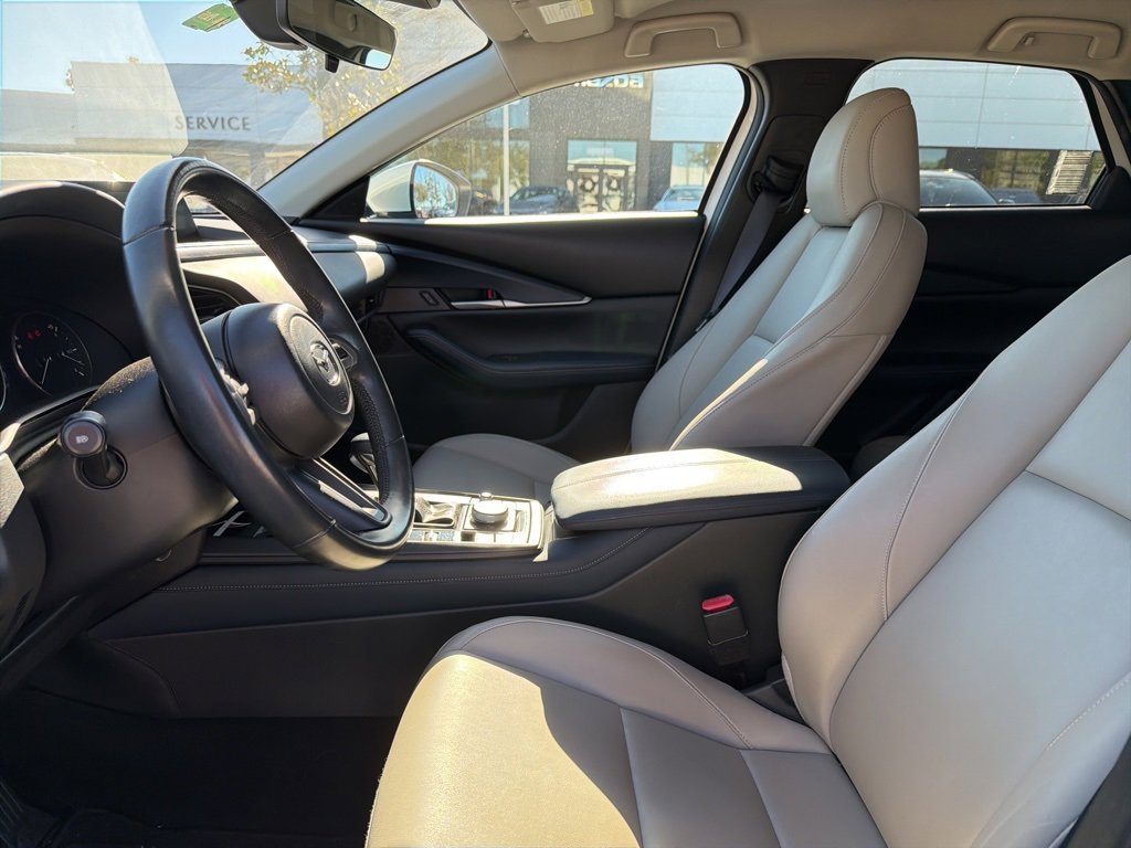 Used 2020 MAZDA CX-30 FWD w/ Select Package image 2