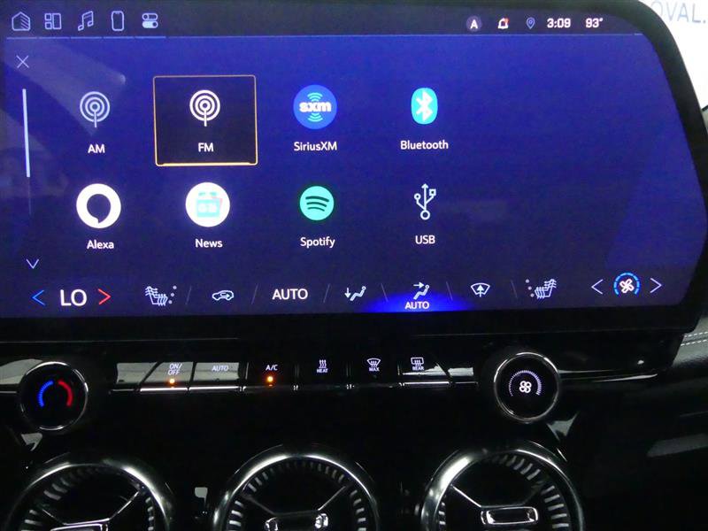 Used 2025 Chevrolet Blazer EV LT image 13