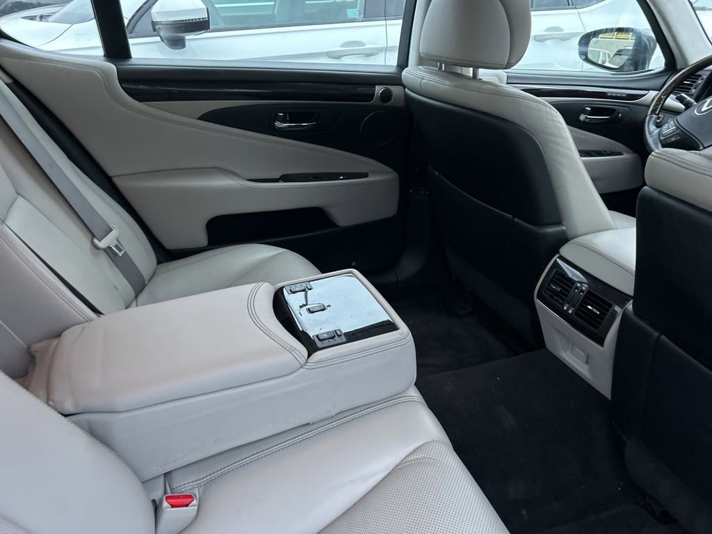 Used 2014 Lexus LS 460 L image 11