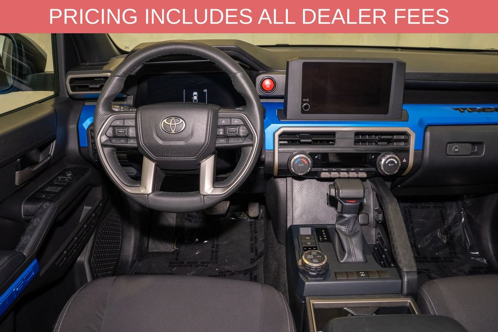 Certified 2025 Toyota Tacoma TRD Off-Road AWD/4WD image 6