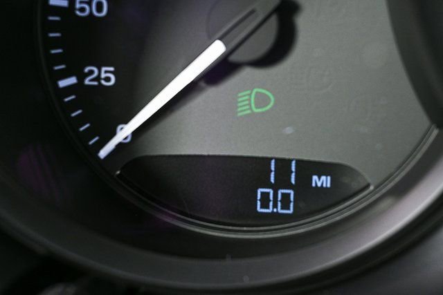 New 2026 Porsche Macan GTS image 11