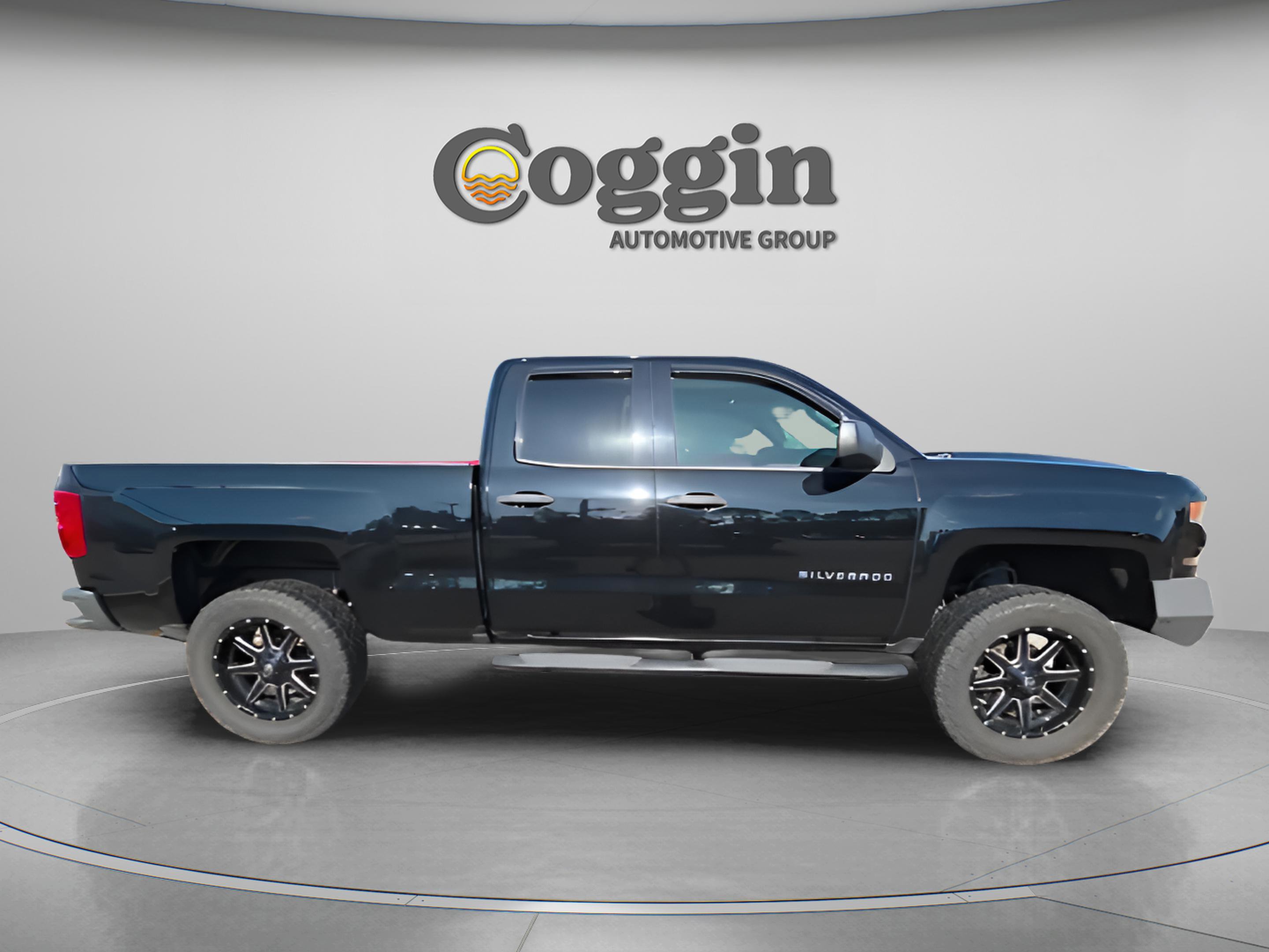 Used 2017 Chevrolet Silverado 1500 W/T w/ Black Out Edition image 14