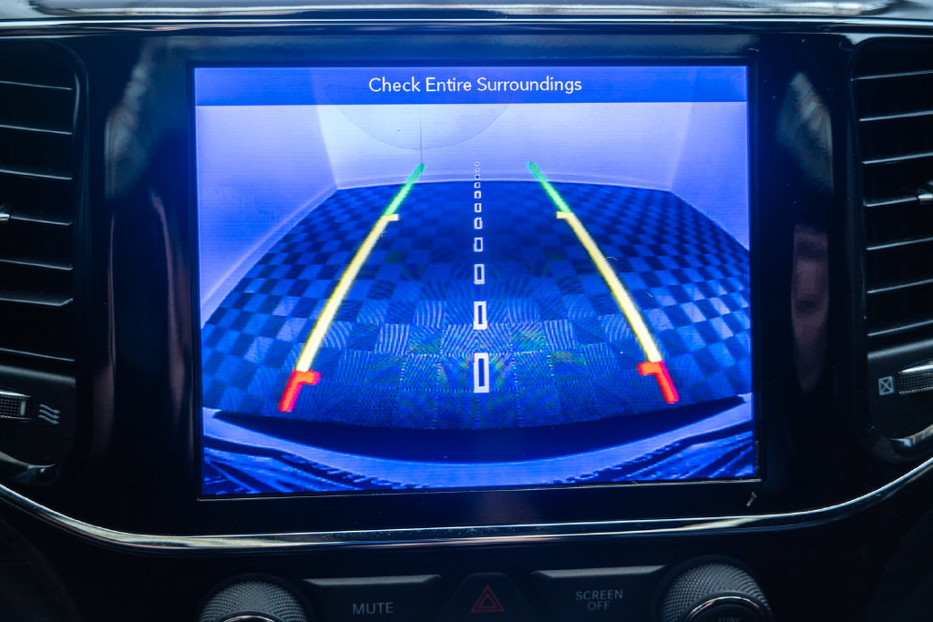 Used 2019 Jeep Grand Cherokee Altitude AWD/4WD image 45