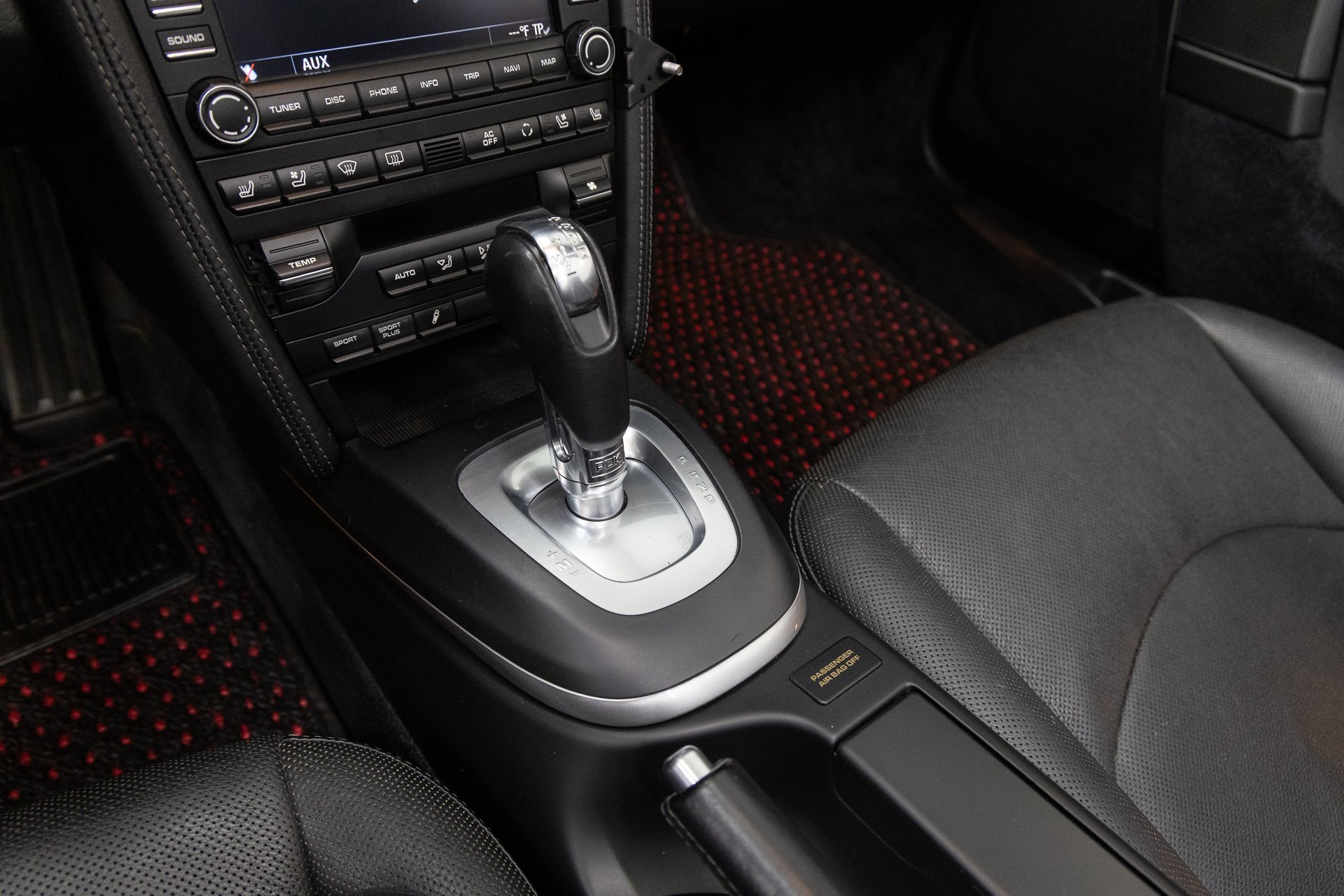 Used 2011 Porsche 911 Carrera 4S image 18